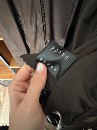 Chaqueta de cuero marrón