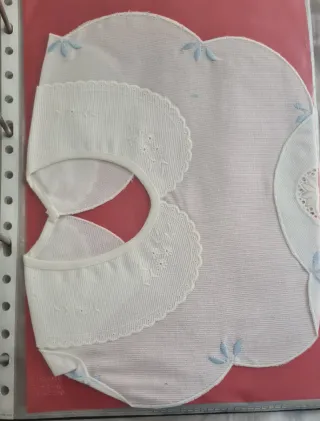 Lote 30 cuellos encaje beige y blanco