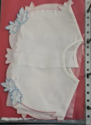 Lote 30 cuellos encaje beige y blanco