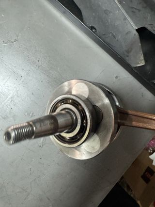 Cigüeñal Carenzi AM6 con rodamientos