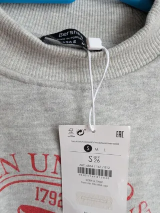 Sudadera Bershka oversize gris talla S