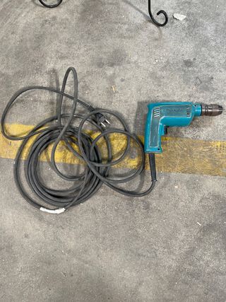 Taladro Eléctrico Makita