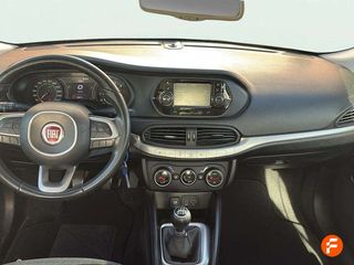 Fiat Tipo 1.4 16v Easy 70kW (95CV) gasolina 5p.