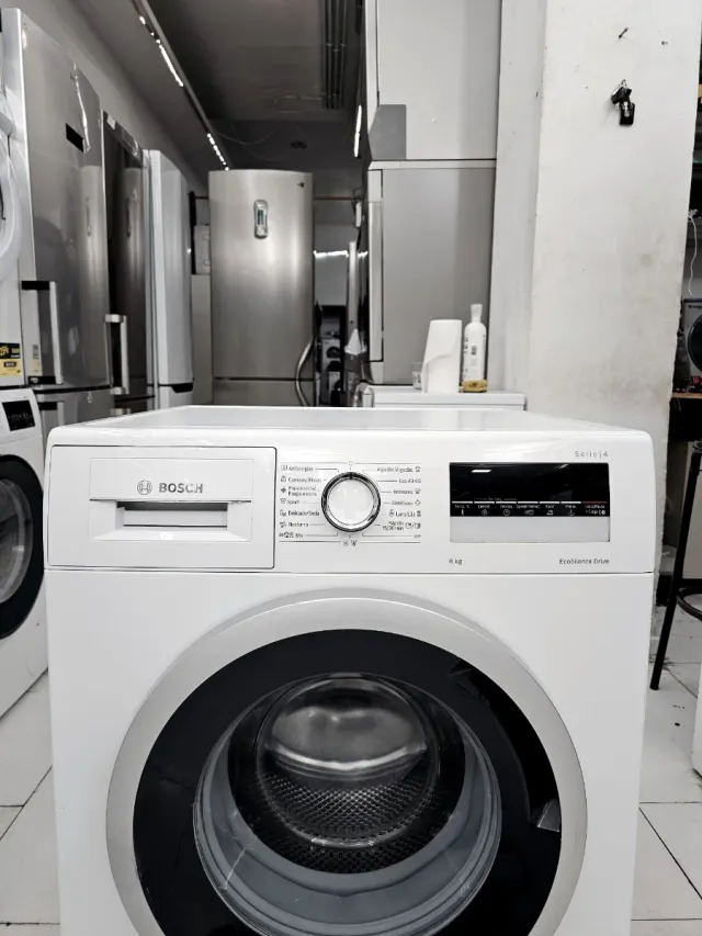 Lavadora Bosch Serie 4 , 8kg con grantia y Transpo