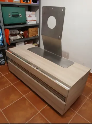 Mueble de televisión con soporte Vesa