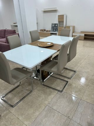 Mesa comedor extensible blanca y beige