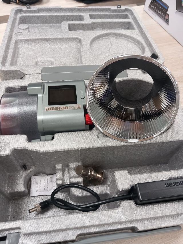 Foco LED Amaran 60x-S