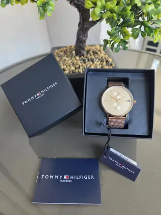 RELOJ TOMMY HILFIGER ORIGINAL Y NUEVO A ESTRENAR