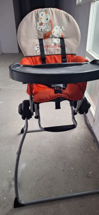 Trona plegable para bebé