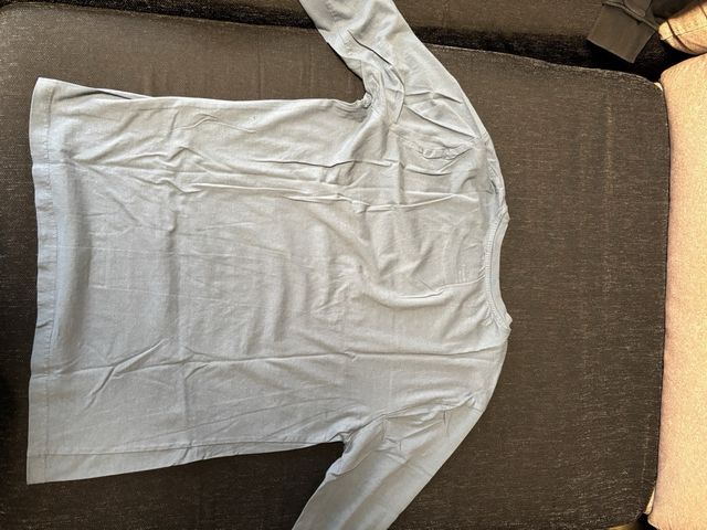 Camiseta manga larga gris