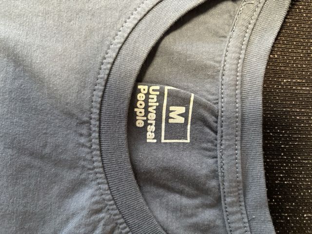 Camiseta manga larga gris