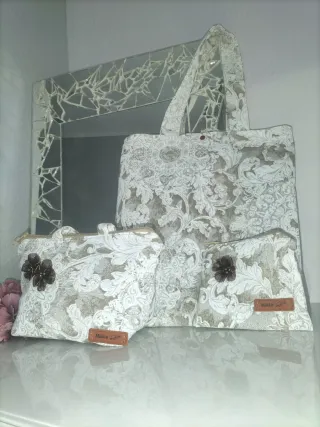 Juego Bolso Tote y Neceser Mi&Lu