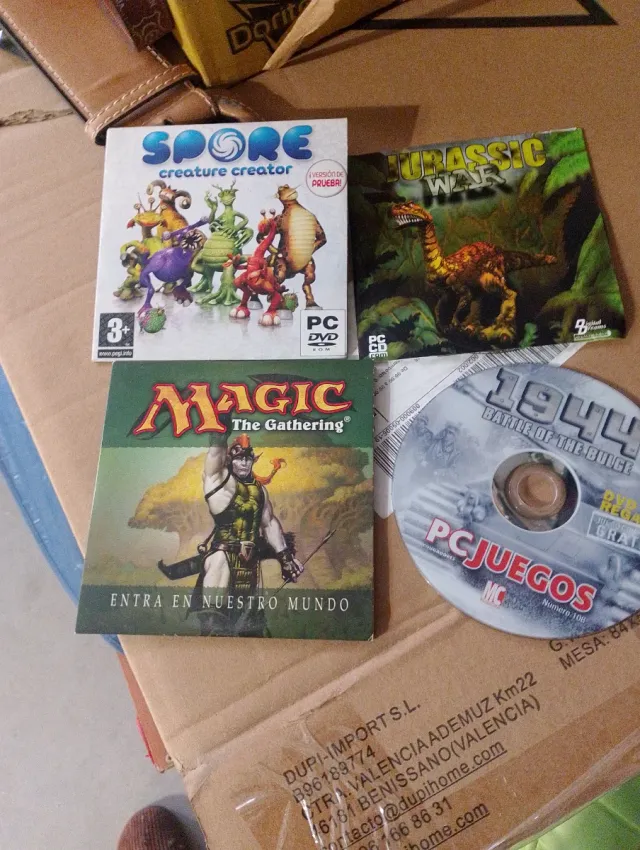 Lote Juegos PC: Spore, Jurassic War, Magic
