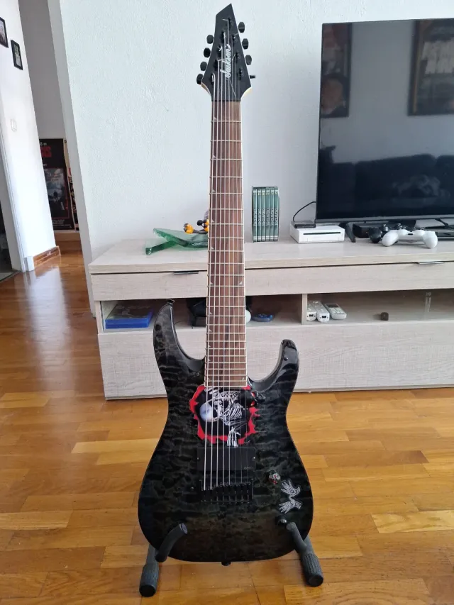 Jackson JS32 8 cuerdas modificada