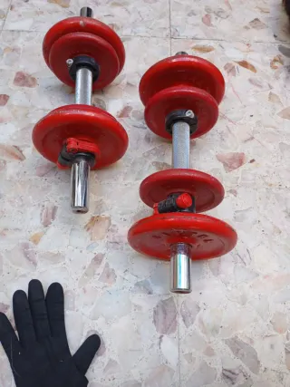 Mancuernas rojas ajustables