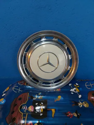 Tapacubos Mercedes Clásico
