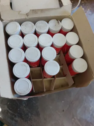 Super Tinte Rojo Xavi. Limpia Baldosas Antiguo