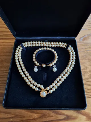 Conjunto collar y pulsera perlas