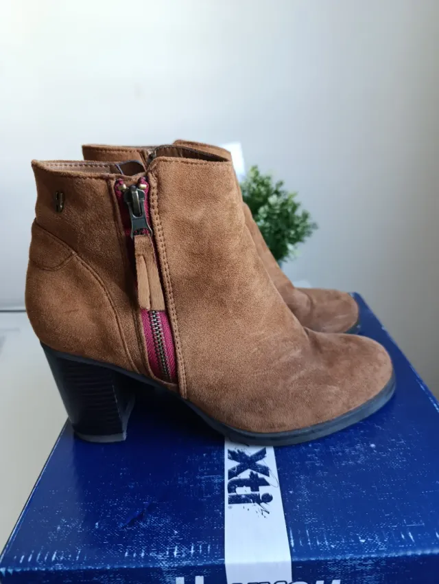 Botín Xti ante marrón talla 40