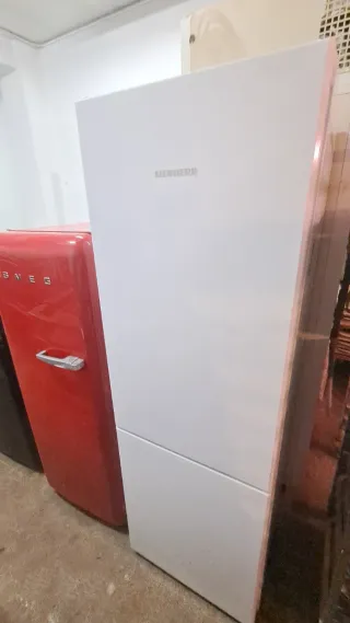 Nevera Liebherr Blanca