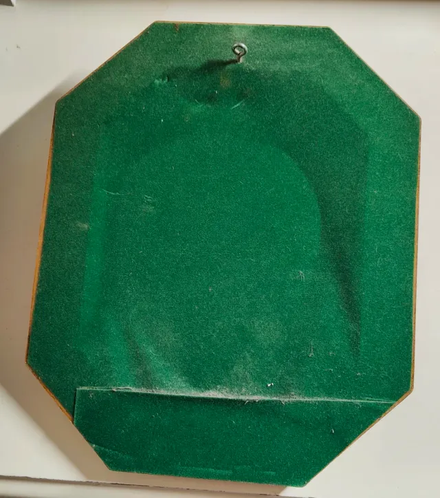 Cuadro de ángeles en yeso