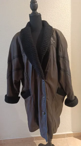 Abrigo de cuero vintage marrón y negro
