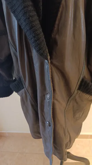 Abrigo de cuero vintage marrón y negro