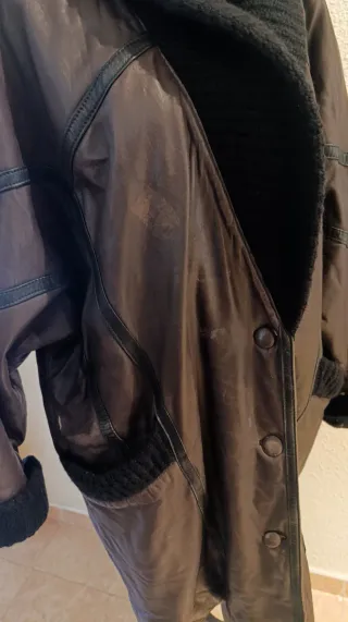 Abrigo de cuero vintage marrón y negro