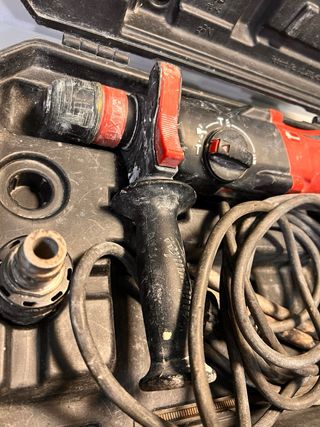 Taladro Milwaukee con maletín