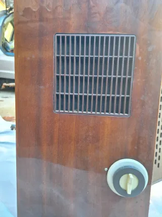 Televisor Philips Vintage Marrón y Beige