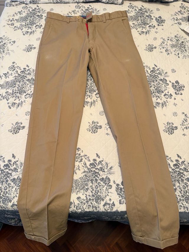 Pantalón vestir beige Álvaro Moreno talla L