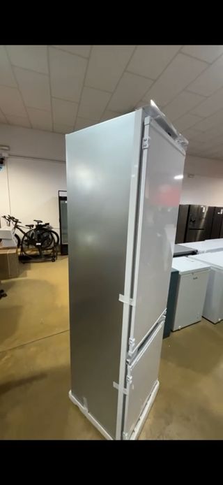 FRIGORIFICO INTEGRABLE BEKO