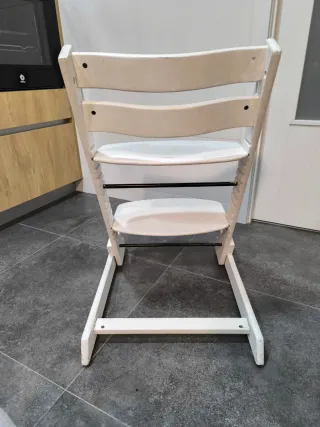 Trona evolutiva tipo Montessori