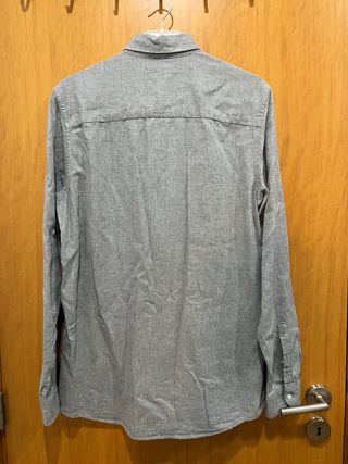 Camisa Kiabi cinza homem