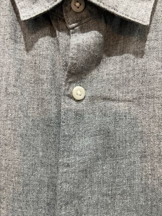 Camisa Kiabi cinza homem