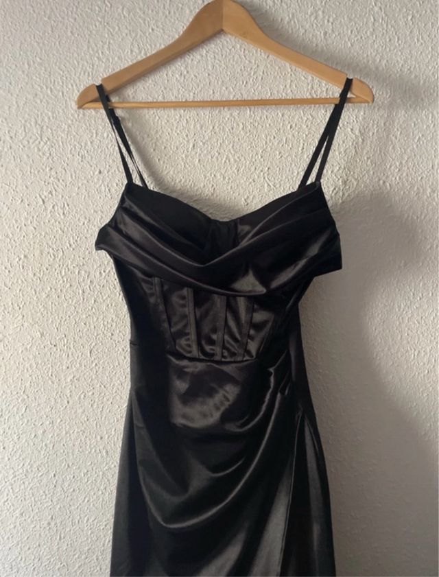 Vestido de fiesta negro