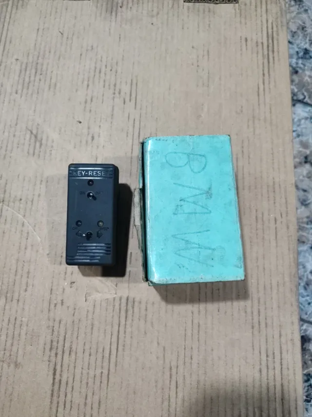 Conector Borrado Servicio BMW Antiguo