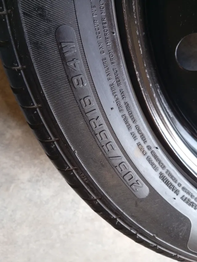 Rueda 205/55R16 94W