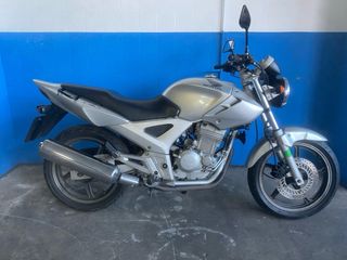 Honda CBF 250