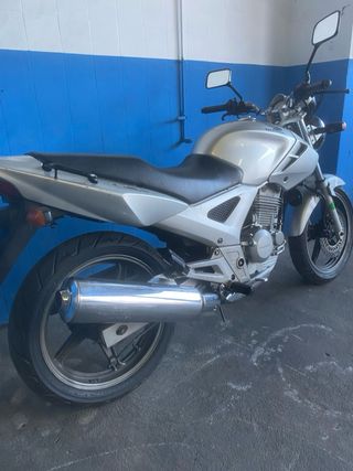 Honda CBF 250