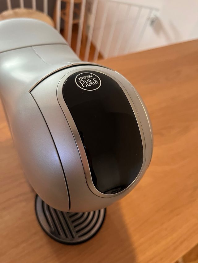 Cafetera Krups Dolce Gusto Genio S Gris