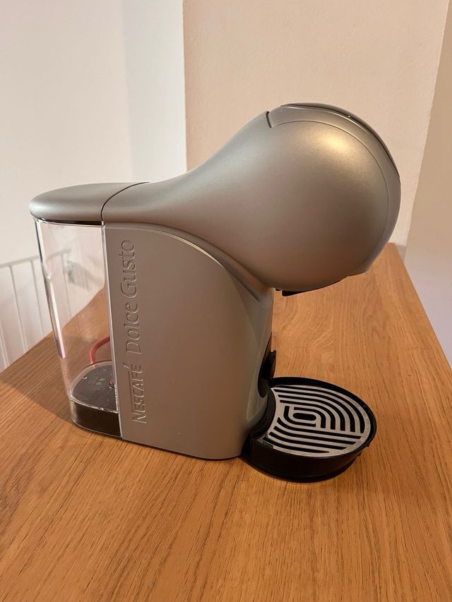 Cafetera Krups Dolce Gusto Genio S Gris