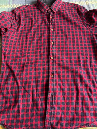 Camisa cuadros Zara azul y roja