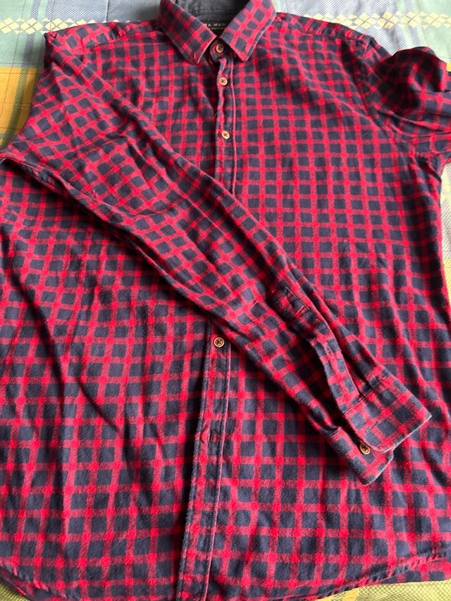 Camisa cuadros Zara azul y roja