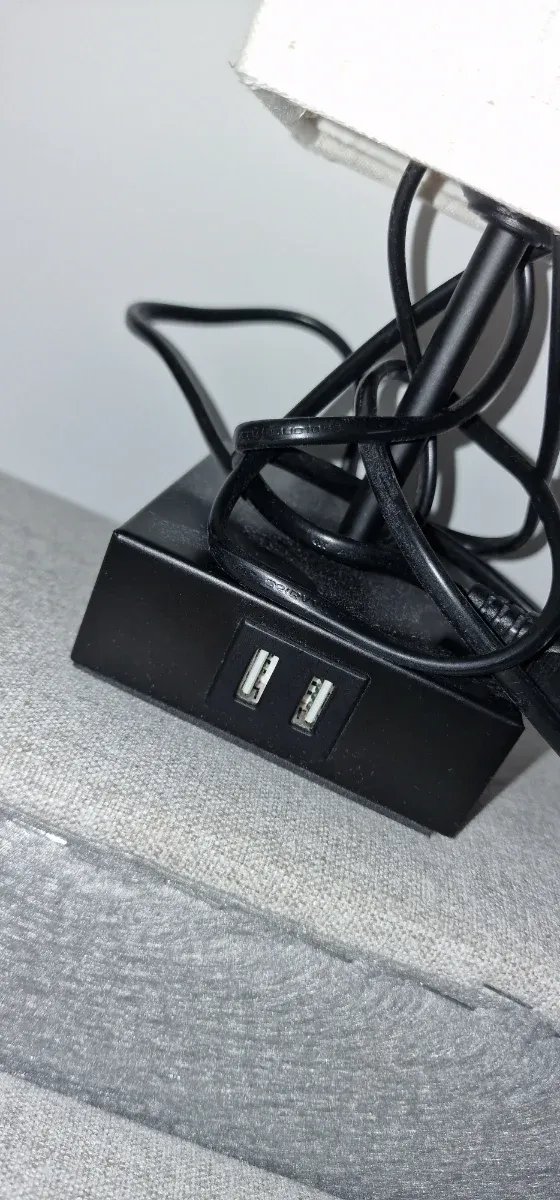 Lamparas elegantes con Puertos USB