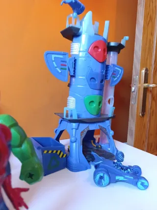 Cuartel de los PJ Maks