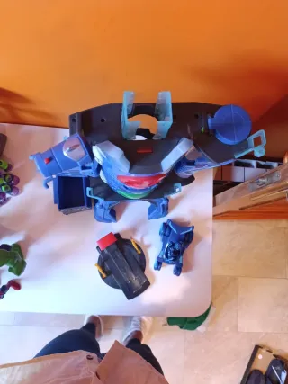 Cuartel de los PJ Maks