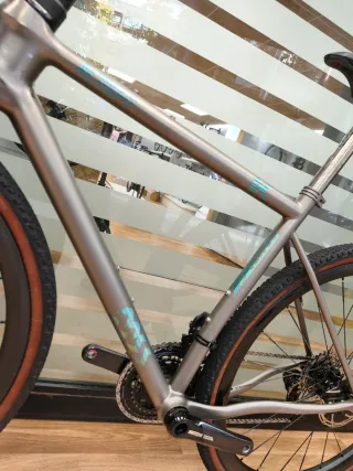 Bicicleta Gravel Titanio Robert Frameworks