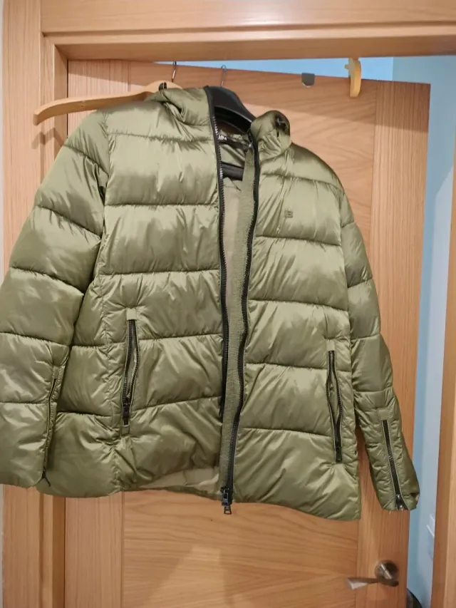 Abrigo Bimba y Lola Verde Talla M Puesto 2 veces