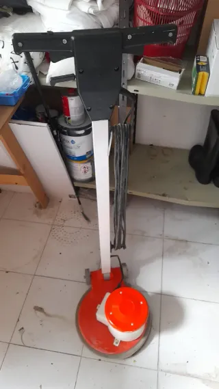 Pulidora Superlux RM 305-CD